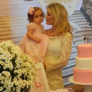 Meet your Posher, Cecilia